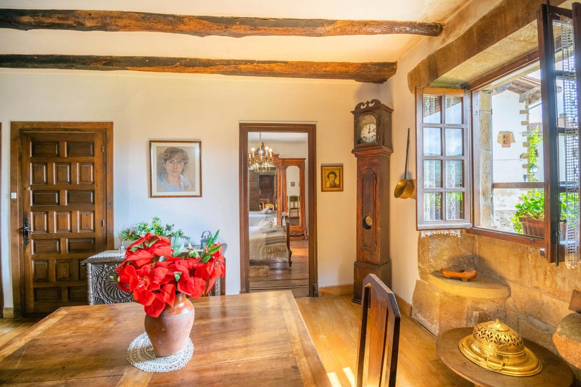 Casa Rural Arotzenia, Hogar Rustico En Pleno Valle De La Ulzama Lizaso Luaran gambar