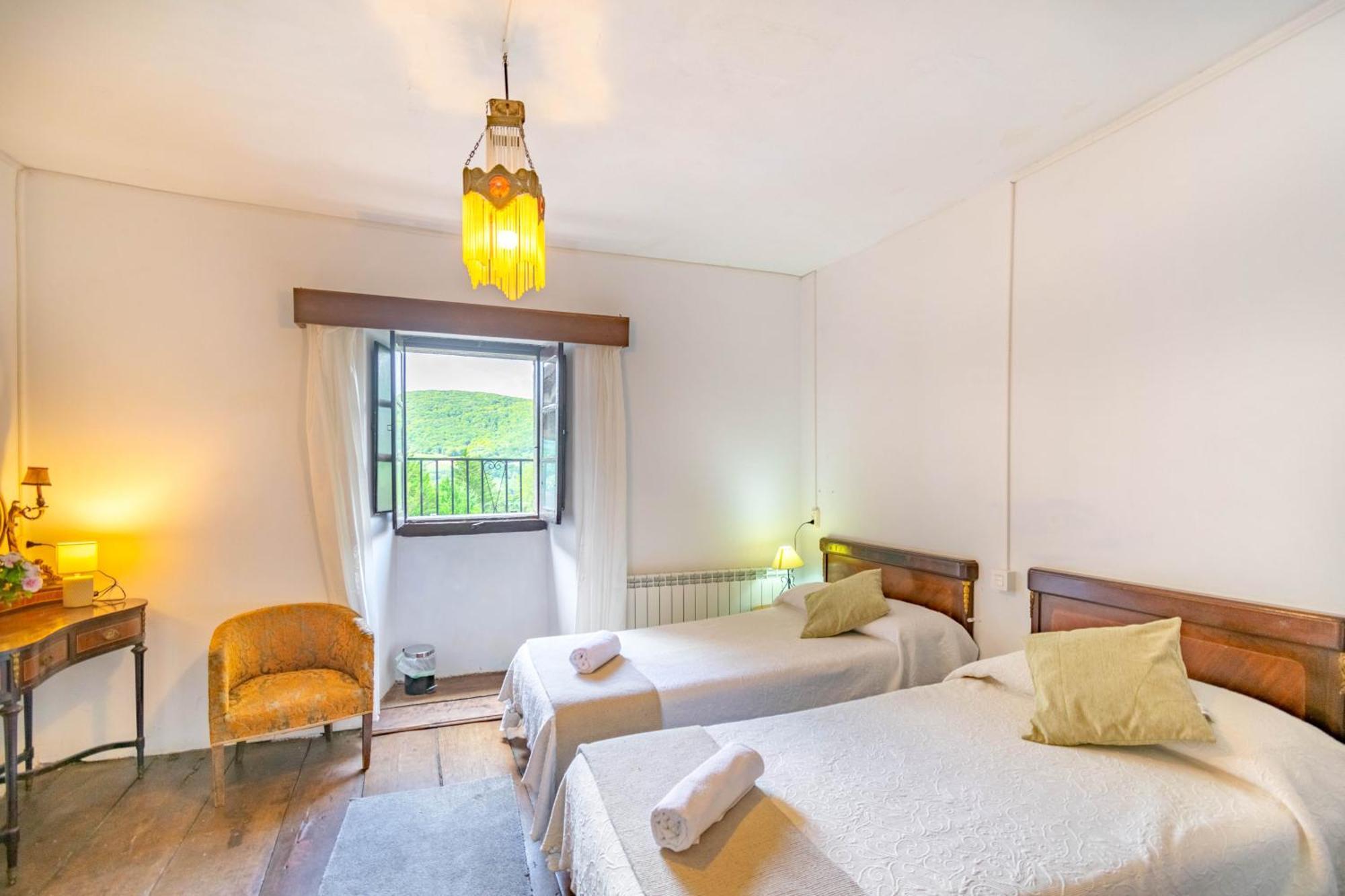 Casa Rural Arotzenia, Hogar Rustico En Pleno Valle De La Ulzama Lizaso Luaran gambar